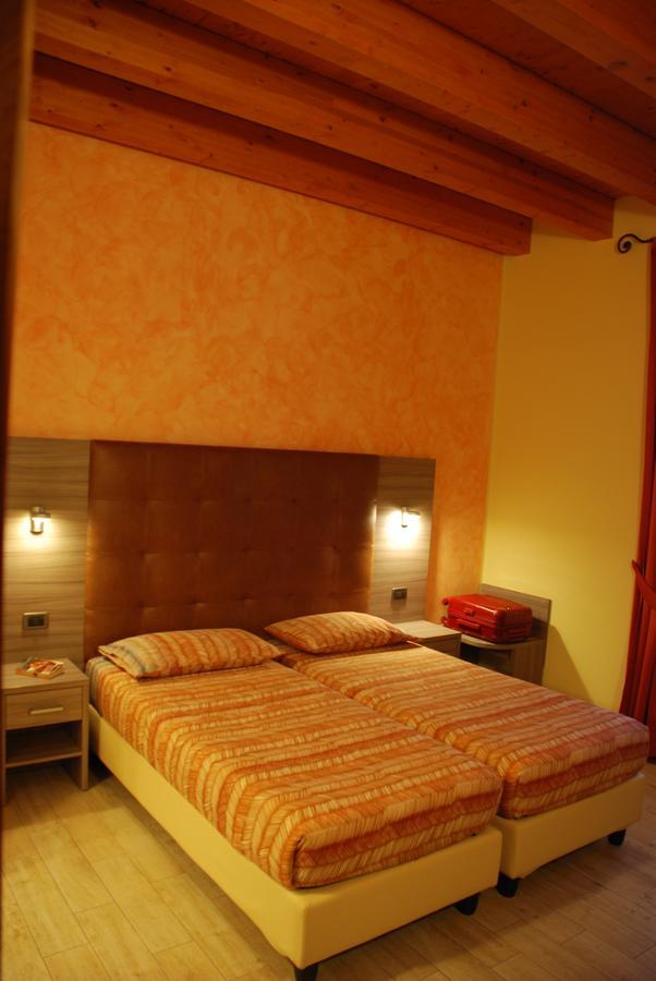 Agriturismo Le Risaie Basiglio Ngoại thất bức ảnh